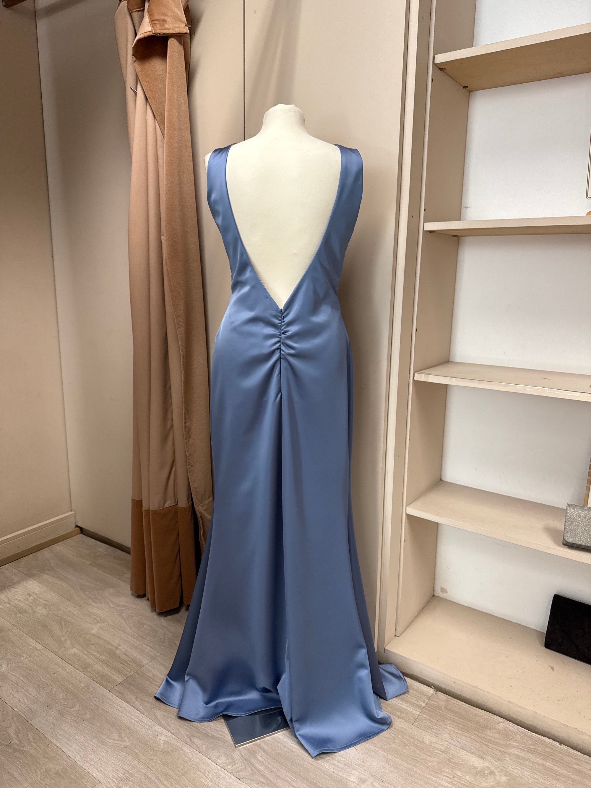 VESTIDO EVA