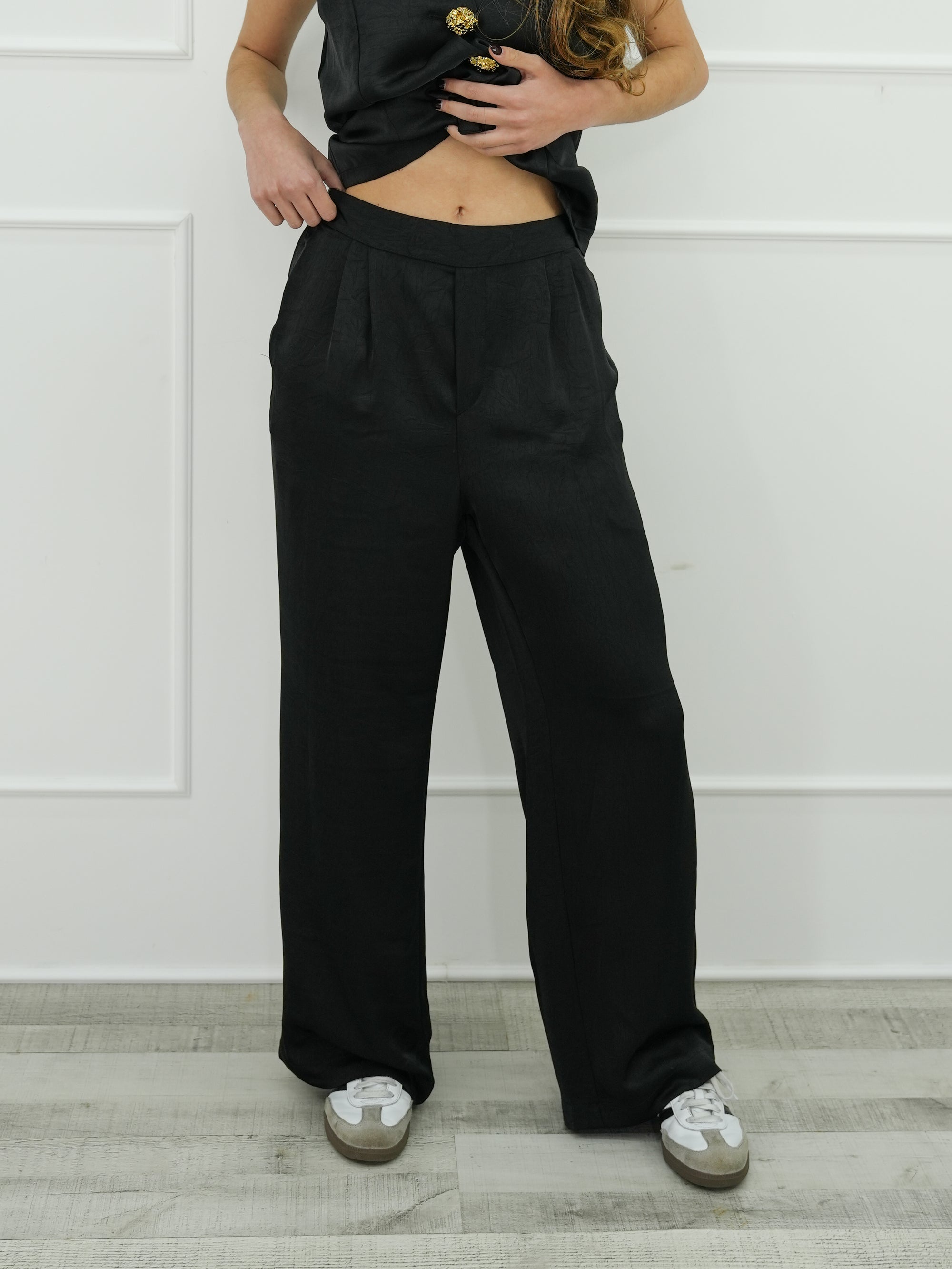 CONJUNTO COLETE + CALÇA