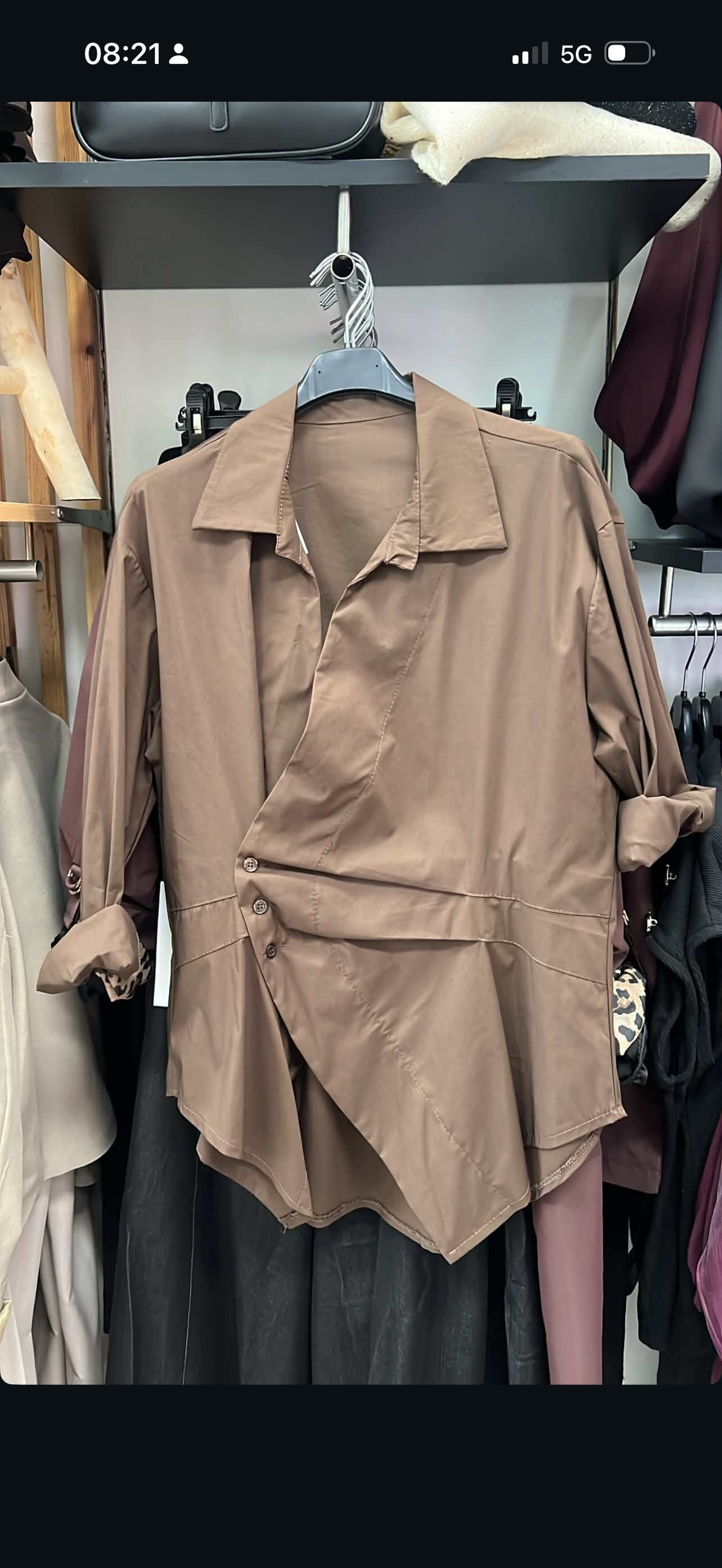 Camisa cambraia traçada
